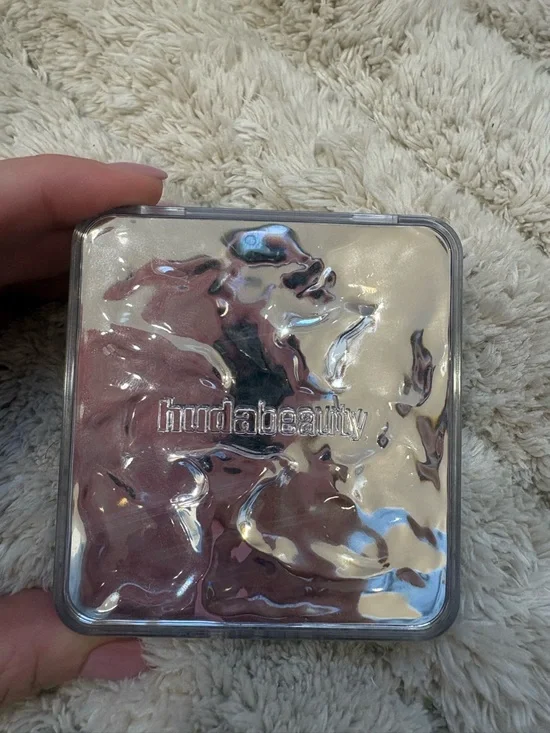 HUDA BEAUTY Pink & Coral Blush Quad - toasty peach - Blush filter palette - Picture 2 of 3